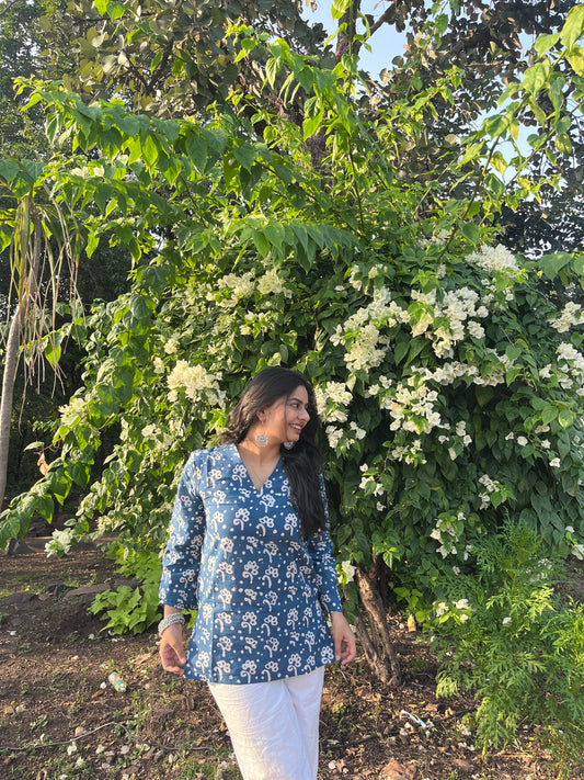 SIA Bell Sleeves Kurti